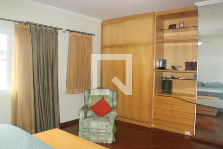 Casa para alugar com 414m², 5 quartos e 7 vagasSuíte master