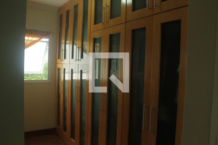 Casa para alugar com 414m², 5 quartos e 7 vagasCloset da suíte