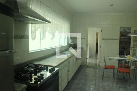 Casa para alugar com 414m², 5 quartos e 7 vagasCozinha