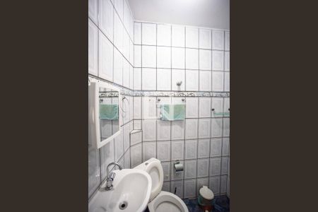 Banheiro de casa para alugar com 1 quarto, 25m² em Conceição, Diadema
