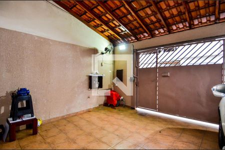 Casa à venda com 120m², 2 quartos e 2 vagasGaragem