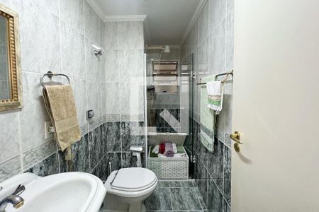 Apartamento à venda com 116m², 3 quartos e 1 vagaBanheiro da Suíte 1