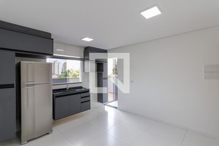 Sala e Cozinha de apartamento à venda com 2 quartos, 43m² em Vila Vera, São Paulo