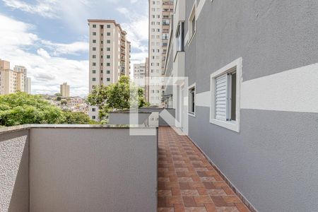 Apartamento à venda com 43m², 2 quartos e sem vaga Apartamento à venda com 43m², 2 quartos e sem vagaSacada