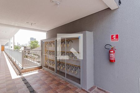 Apartamento à venda com 43m², 2 quartos e sem vaga Apartamento à venda com 43m², 2 quartos e sem vagaEntrada