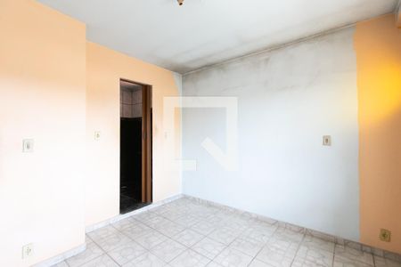Casa para alugar com 80m², 2 quartos e 1 vaga Casa para alugar com 80m², 2 quartos e 1 vagaSuíte