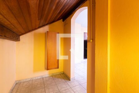 Casa para alugar com 80m², 2 quartos e 1 vaga Casa para alugar com 80m², 2 quartos e 1 vagaCloset da Suíte