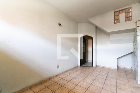 Garagem de casa para alugar com 2 quartos, 80m² em Jardim Liderança, São Paulo