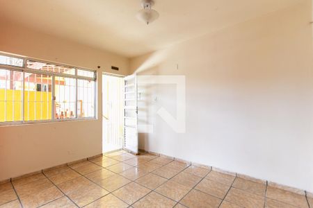 Casa para alugar com 80m², 2 quartos e 1 vaga Casa para alugar com 80m², 2 quartos e 1 vagaCopa
