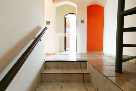 Casa para alugar com 80m², 2 quartos e 1 vaga Casa para alugar com 80m², 2 quartos e 1 vagaEntrada