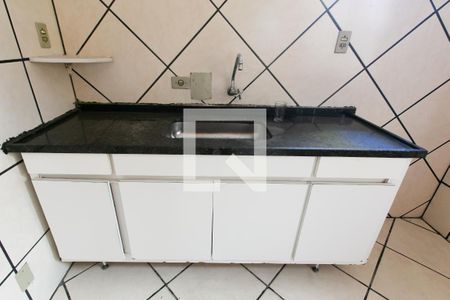 Casa para alugar com 80m², 2 quartos e 1 vaga Casa para alugar com 80m², 2 quartos e 1 vagaPia