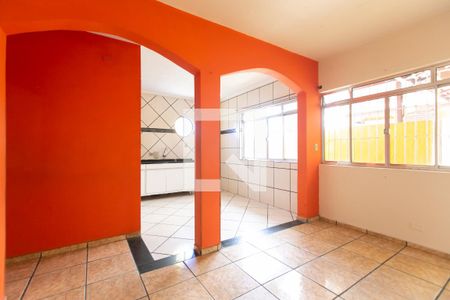 Casa para alugar com 80m², 2 quartos e 1 vaga Casa para alugar com 80m², 2 quartos e 1 vagaCopa
