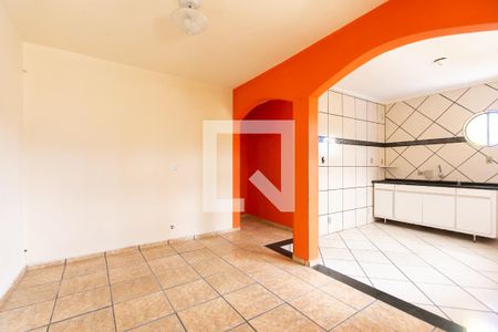 Casa para alugar com 80m², 2 quartos e 1 vaga Casa para alugar com 80m², 2 quartos e 1 vagaCopa