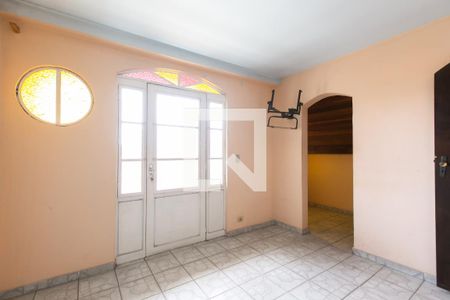 Casa para alugar com 80m², 2 quartos e 1 vaga Casa para alugar com 80m², 2 quartos e 1 vagaSuíte