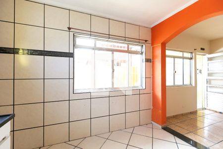 Casa para alugar com 80m², 2 quartos e 1 vaga Casa para alugar com 80m², 2 quartos e 1 vagaCozinha