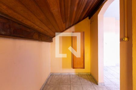Casa para alugar com 80m², 2 quartos e 1 vaga Casa para alugar com 80m², 2 quartos e 1 vagaCloset da Suíte