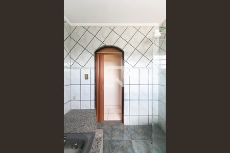 Casa para alugar com 80m², 2 quartos e 1 vaga Casa para alugar com 80m², 2 quartos e 1 vagaBanheiro Social