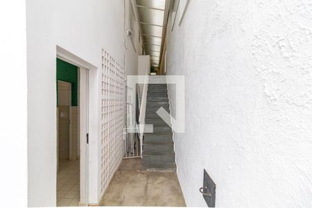 Casa à venda com 300m², 3 quartos e 3 vagasCorredor lateral