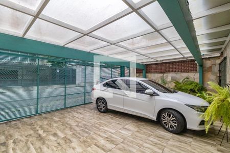 Casa à venda com 300m², 3 quartos e 3 vagasGaragem