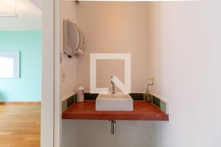 Casa à venda com 300m², 3 quartos e 3 vagasSalão - Lavabo