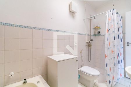 Casa à venda com 300m², 3 quartos e 3 vagasSuite - Banheiro