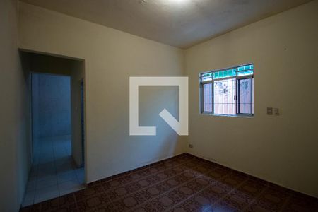 Sala de casa para alugar com 2 quartos, 70m² em Jardim Casa Pintada, São Paulo