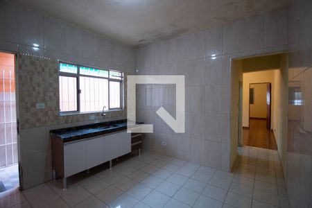 Casa para alugar com 70m², 2 quartos e 2 vagasCozinha