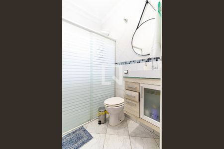 Casa para alugar com 120m², 3 quartos e 2 vagasBanheiro