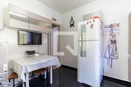 Casa para alugar com 120m², 3 quartos e 2 vagasCozinha