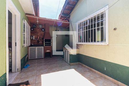 Casa para alugar com 120m², 3 quartos e 2 vagasQuintal