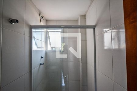 Apartamento para alugar com 100m², 2 quartos e 2 vagasBanheiro da Suíte