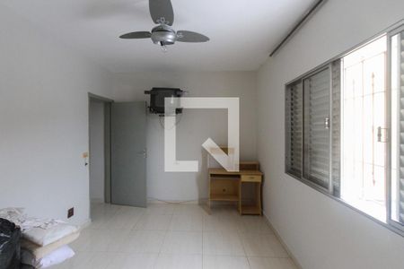 Casa à venda com 387m², 3 quartos e 1 vagaQuarto