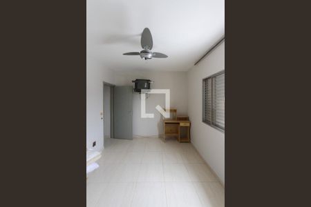 Casa à venda com 387m², 3 quartos e 1 vagaQuarto