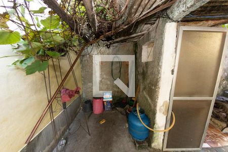 Casa à venda com 100m², 2 quartos e sem vagaÁrea de Serviço