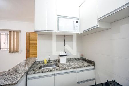 Cozinha de apartamento para alugar com 1 quarto, 39m² em Vila Esperança, São Paulo