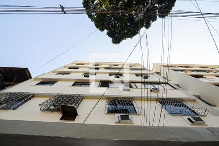 Apartamento à venda com 67m², 2 quartos e 1 vagaFachada