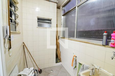 Apartamento à venda com 67m², 2 quartos e 1 vagaÁrea de Serviço