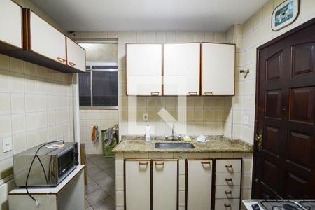 Apartamento à venda com 67m², 2 quartos e 1 vagaCozinha