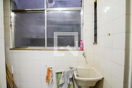 Apartamento à venda com 67m², 2 quartos e 1 vagaÁrea de Serviço