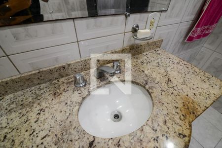 Apartamento à venda com 67m², 2 quartos e 1 vagaBanheiro Social