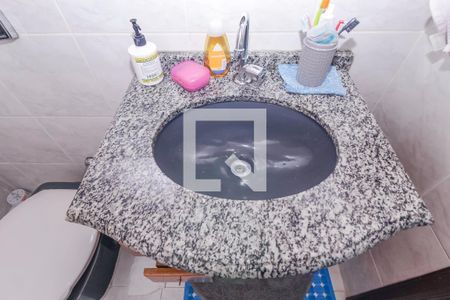 Casa à venda com 70m², 2 quartos e 8 vagas Casa à venda com 70m², 2 quartos e 8 vagasBanheiro da Suíte