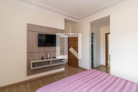 Casa à venda com 420m², 4 quartos e 10 vagasQuarto 1 Suite