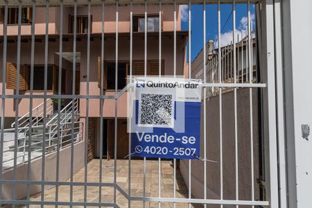 Casa à venda com 420m², 4 quartos e 10 vagasPlaquinha Externa