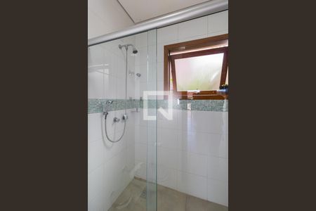 Casa à venda com 420m², 4 quartos e 10 vagasBanheiro da Piscina