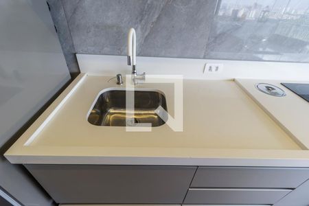 Apartamento para alugar com 55m², 2 quartos e 2 vagasDetalhe da cozinha