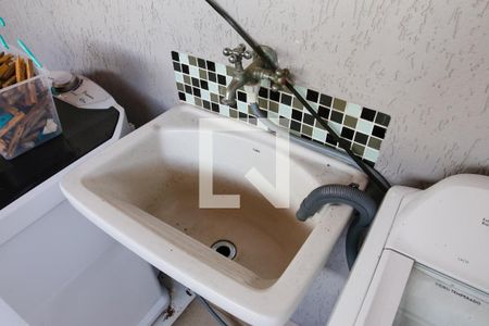 Casa à venda com 147m², 3 quartos e 2 vagas Casa à venda com 147m², 3 quartos e 2 vagasÁrea de Serviço