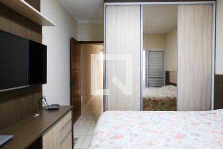 Casa à venda com 147m², 3 quartos e 2 vagas Casa à venda com 147m², 3 quartos e 2 vagasQuarto Suíte