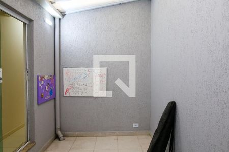 Casa à venda com 147m², 3 quartos e 2 vagas Casa à venda com 147m², 3 quartos e 2 vagasQuarto 2