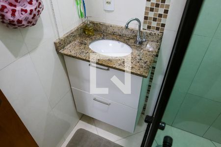 Casa à venda com 147m², 3 quartos e 2 vagas Casa à venda com 147m², 3 quartos e 2 vagasBanheiro da Suíte