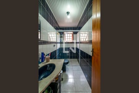 Casa à venda com 275m², 5 quartos e 5 vagasBanheiro